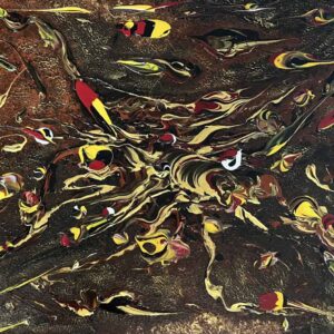 Gold hornet by Keren de Vreede